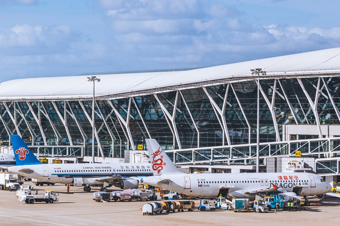 成都今日達航空快遞物流有限公司，跨省當天件包括國內跨省限時（6小時、8小時、12小時、16小時）-航空快遞；海鮮空運、肉類瓜果蔬菜緊急運輸-食品類專線；寵物托運；